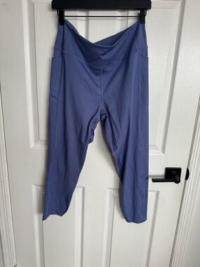 Women's High-Waist Capri Leggings bundle